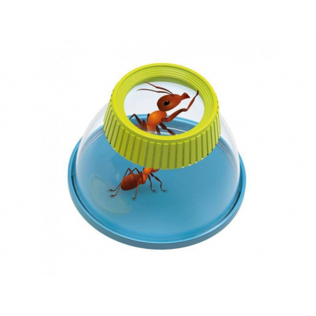 Nádoba na chrobáky s lupou