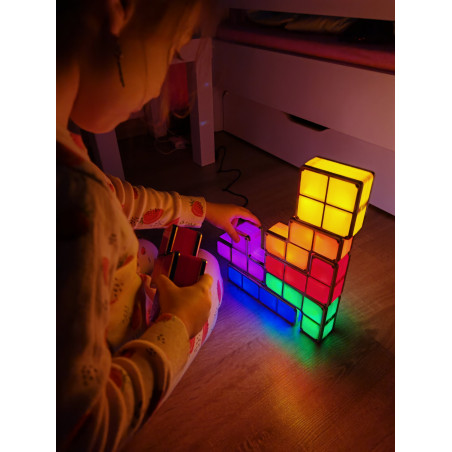 Svietiaca stavebnica tetris