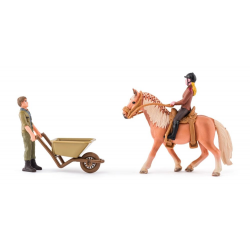 Stajňa s koňom a príslušenstvom